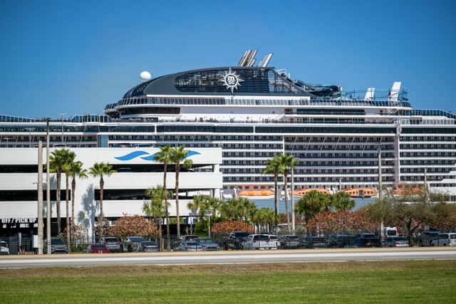 AportCanaveralparkinggarageandMSCMeravigliaseenfromafar