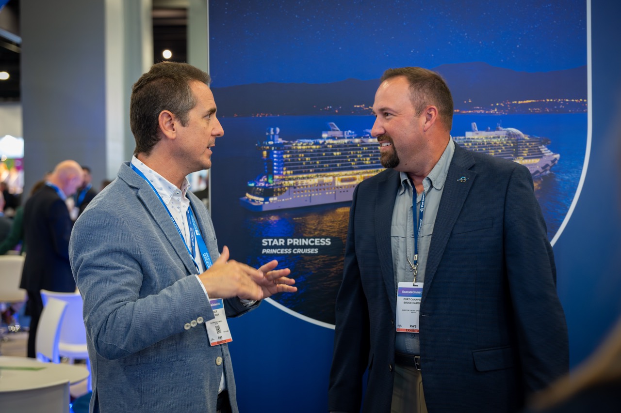PortCanaveralemployeeand2026SeatradeCruiseGlobaleventguestnetworking